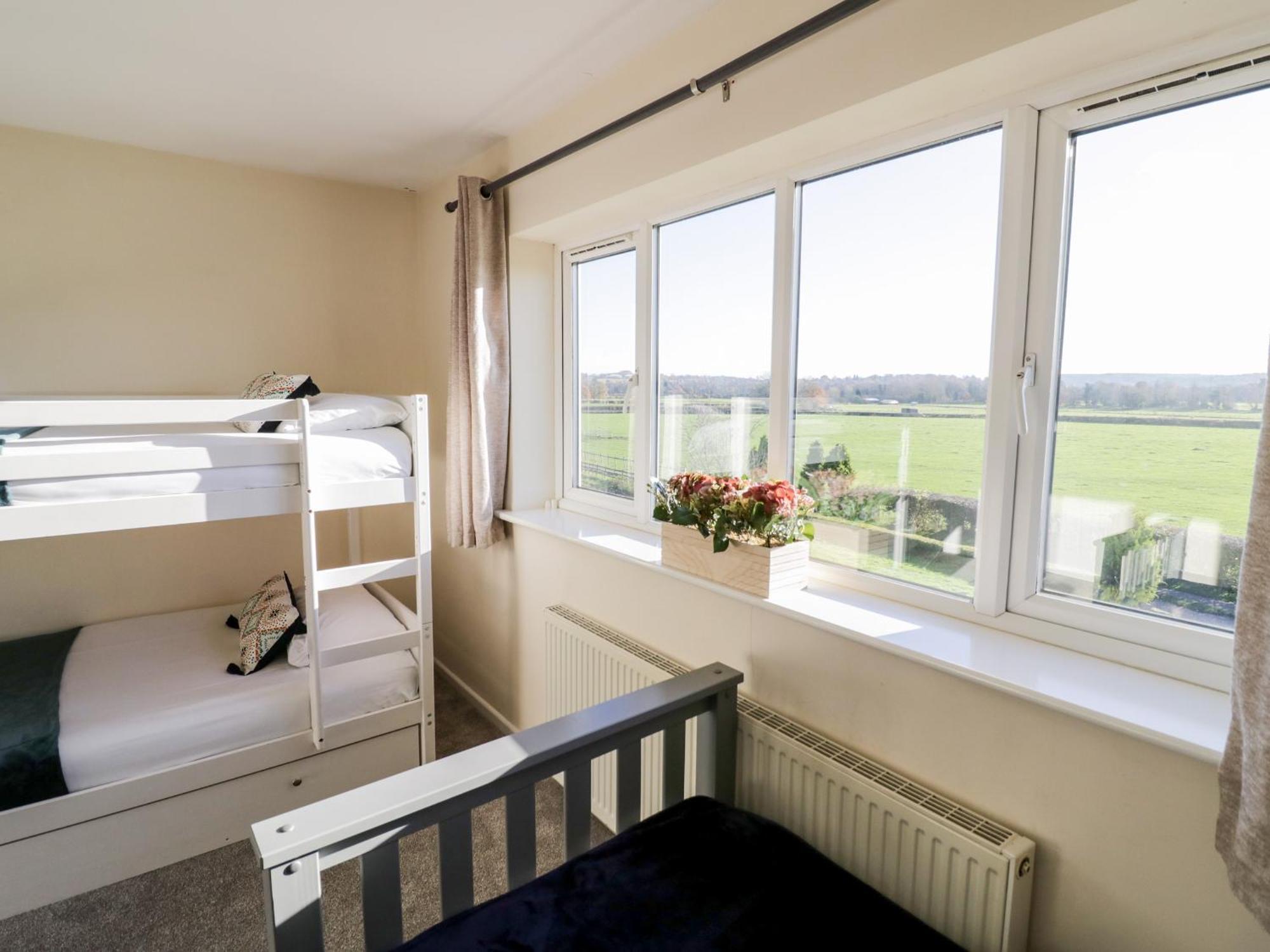 Tixall Manor Farm スタッフォード エクステリア 写真
